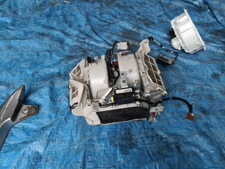 Мотор печки Хонда Легенд в Шадринске 206136